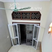 Cân tiền bán gấp nhà  Quan nhân: 30m2, 4 tầng, TX, HN,