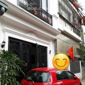 PHÂN LÔ VIỆT HƯNG LONG BIÊN- Ô TÔ THÔNG - THANG MÁY  FUL NỘI THẤT NHẬP KHẨU. , GIÁ HƠN 6 TỶ