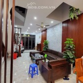 Bán nhà Ngọc Lâm 45m2 5 tầng, ô tô, kinh doanh, 6.2 tỷ