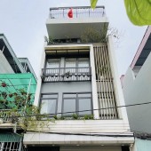 Bán nhà Nguyễn Văn Cừ, Long Biên, 4 tầng, 50m2, GARA ÔTÔ. KINH DOANH đỉnh. Chỉ hơn 5 tỷ. 0983311014