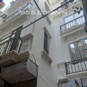 Bán nhà 5 tầng Đội Cấn có thang máy giá 4,8 tỷ