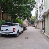 Nhà đẹp Thạch Bàn, ô tô tránh, dân xây, KD, mt rộng 5m chào 6 tỷ