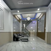 BÁN GẤP NHÀ SỔ RIÊNG QUẬN 7 - KHU VỰC ĐÔNG DÂN CƯ MUA BÁN SẦM UẤT - CÓ THỂ KINH DOANH NHỎ TẠI NHÀ - GIÁ CHỈ 5,65 TỶ
