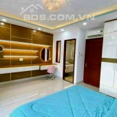 Biệt thự quận 7 bán cắt lỗ 14,3 tỷ chính chủ.