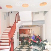 Nhà phố Dương Quảng Hàm lô góc mới đẹp, có ô chờ thang máy, dòng tiền