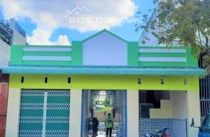 TÔI CHỦ BÁN GẤP 2 DÃY TRỌ VÀ 2 LÔ ĐẤT TẠI TT BÌNH DƯƠNG,TIỆN KINH DOANH, SỔ SẴN