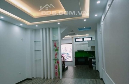 Chính Chủ Cần Bán Gấp Nhà Hoàng Như Tiếp 4,2 tỷ DT58m 4T MT6m 4PN, Ngõ Ô Tô Thông, Khu Vực Dân Trí Cao, An Sinh Đỉnh.
LH Ms Liên 0981398926