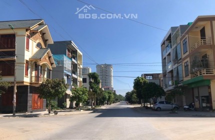 BÁN NHÀ 2 MẶT TIỀN ĐẸP NHẤT MB 790 ĐÔNG VỆ , XÂY DỰ TỰ DO KHÔNG MẤT THUẾ PHÍ XÂY DỰNG