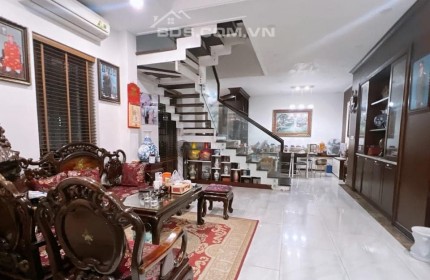 Bán nhà phố Lương Ngọc Quyến Văn Quán 45*5T ngõ thông ô tô chỉ 5 tỷ.