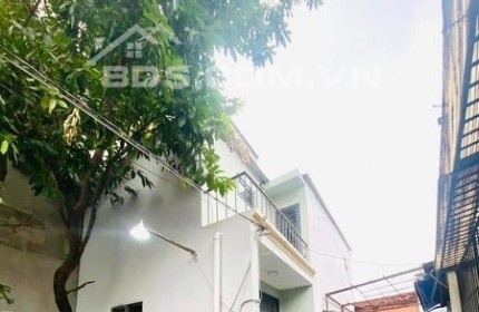 Nhà Ngay Công Thương Tăng Nhơn Phú B Quận 9 40m2 3.4 tỷ Hẻm ba gác