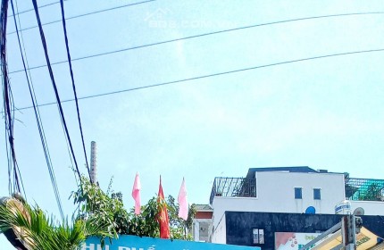 Bán Nhà Huỳnh Tấn Phát, Tân Thuận Tây, DT 70m2. Đang kinh doanh cắt tóc. giá nhỉn 5 tỷ