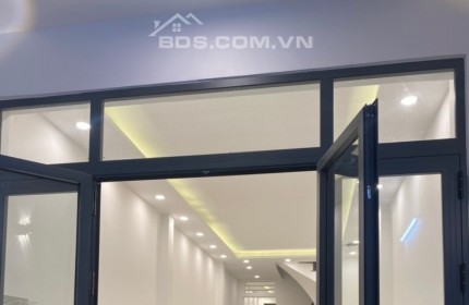 Bán Nhà Mặt Tiền Nguyễn Du Gò Vấp 4 Tầng 4 Phòng 90m2 Giá 12 Tỷ Còn Bớt