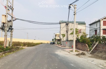 Hơn 2 tỷ 60m cạnh Võ Nguyên Giáp-Nguyên Khê ôtô tải đỗ cửa