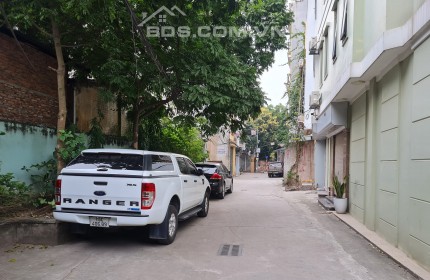 Nhà đẹp Thạch Bàn, ô tô tránh, dân xây, KD, mt rộng 5m chào 6 tỷ