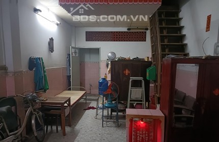 Nhà 3 tầng 40m2 xe hơi đậu cửa Đường Số 8 Kế Bên Tân Phú .