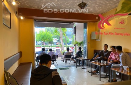 Cần sang quán cafe với nhà 1T1L mặt tiền đường Nguyễn Ái Quốc