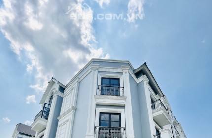 Cho thuê Shophouse Vinhomes Quận 9 giá sale sập sàn