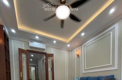 Nhà bán siêu đẹp,Đàm Quag Trung, 55m2, giá 7.9 tỷ