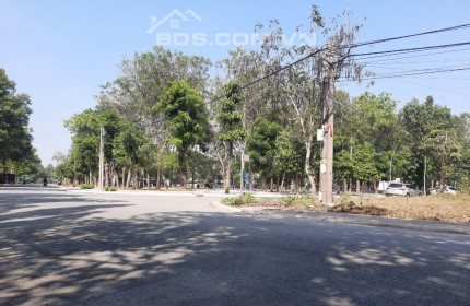 cần bán 438m2 đất kv hòa phú - thủ dầu một - cạnh chợ, trường học 500m