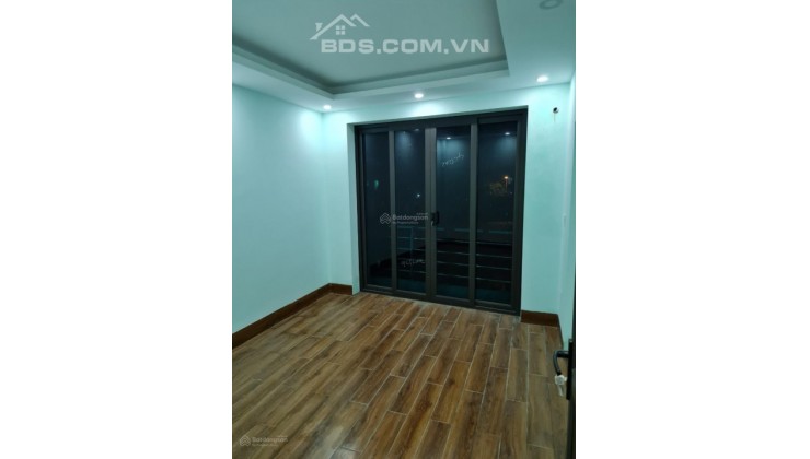 Bán nhà mặt ngõ đường Khương Hạ 42m2x4 tầng giá 4. X tỷ, LH 0978757961