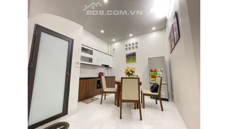 BÁN NHÀ TRƯỜNG CHINH, Ô TÔ ĐỖ CỬA NGÀY ĐÊM, 40M2, 7 TỶ 9