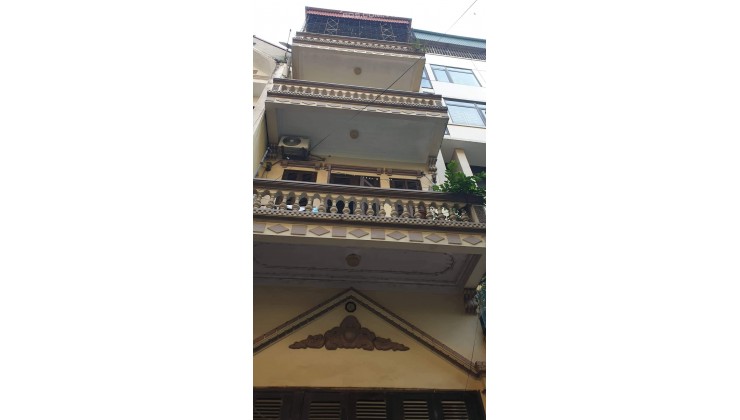 Bán nhà Nguyễn Văn Cừ, 4 tầng 48m2, gần PHỐ, HỒ điều hoà. LH 0357697691
