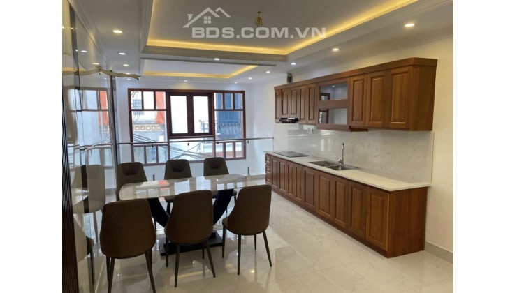 Bán nhà Thạch Bàn, Thang Máy, Diện tích sử dụng: 350m2,