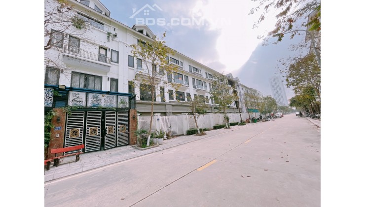 NHÀ VƯỜN KHU A,C,D HOÀN THIỆN SIÊU ĐẸP CẦN CHO THUÊ. LH:0975159666