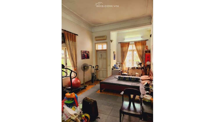ĐẸP RẺ HIẾM. Bán nhà LÔ GÓC, 45m2 x 4 tầng, KINH DOANH, GẦN PHỐ Nguyễn Văn Cừ, Long Biên