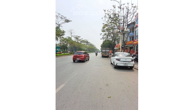 Bán nhà đường Nguyễn Văn Linh - Diện tích 250m2 - Giá nhỉnh 2.5 tỷ