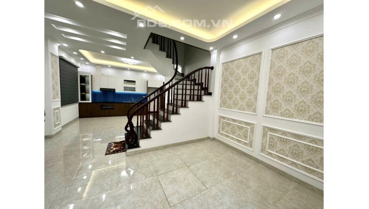 BÁN NHÀ NGÔ GIA TỰ, VIỆT HƯNG, LONG BIÊN 50M2 * MT 6M * 4,3 TỶ NHÀ MỚI, ĐỦ CÔNG NĂNG, GẦN Ô TÔ ĐỖ