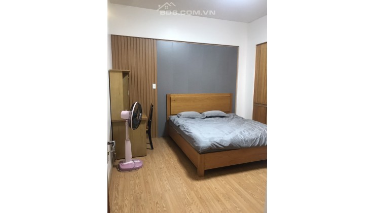 Cho thuê căn hộ 3 phòng ngủ mặt phố Văn Cao Hải Phòng