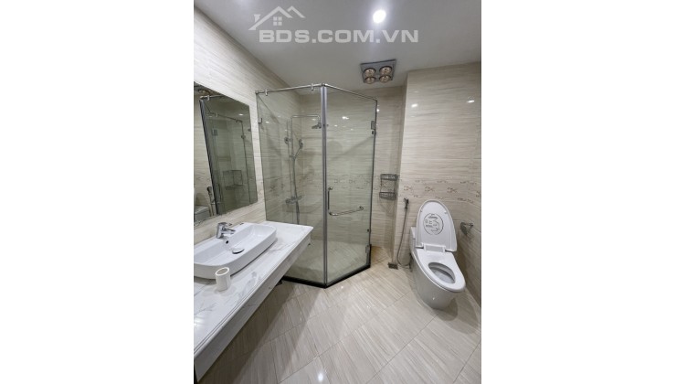 Bán nhà P. Võ Thị Sáu, Hai Bà Trưng, 52mxMT5mx3PN, ô tô, KD cực hiếm, 10.8 tỷ. LH: 0366051369