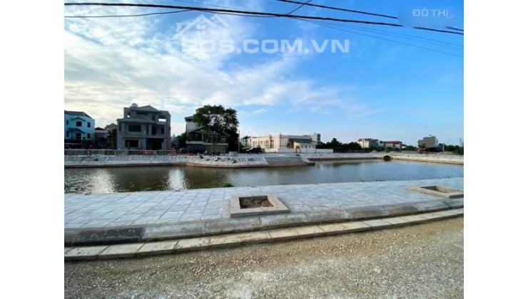 Cần bán đất mặt hồ Thôn Mai Hiên, xã Mai Lâm, Đông Anh. DT: 44m, MT 4m, vuông đẹp, sổ xịn