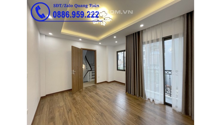 Bán nhà Vân Canh - ngã tư Canh - Xuân Phương DT 32m² x5T 4PN ô tô đỗ gần