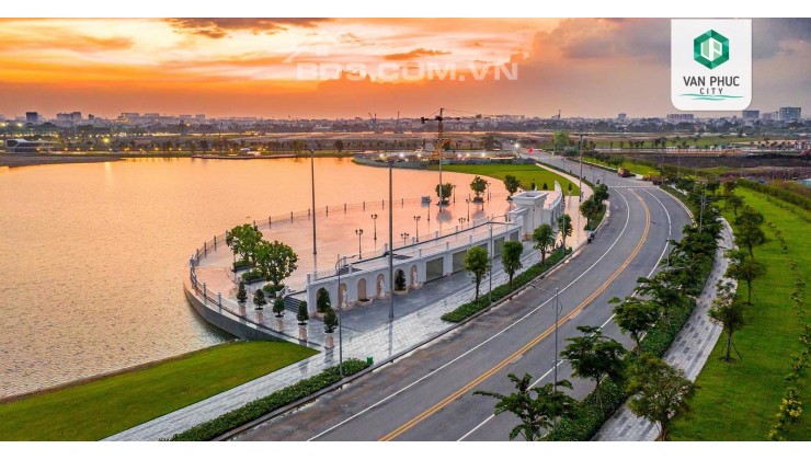 Ngộp ngân hàng bán lỗ duy nhất một căn nhà phố vườn khu Vạn Phúc City