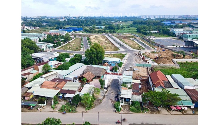 Bán đất chợ Quang Vinh 1, ngay vòng xoay Kim Hằng, Tân Uyên, Bình