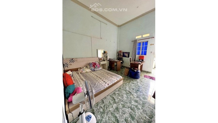 Xe vô nhà Phan Huy Ích, P15, Tân Bình, 64m2, 2 tầng, 5.5 tỷ.