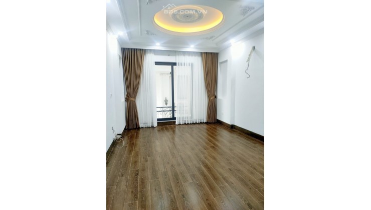 NHÀ MỚI KÍNH KOONG 40m2...5 tầngchỉ 2.99 tỷ