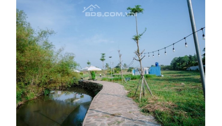 Chính chủ bán lô đất view suối cách QL1A tầm 2km giá 950tr SHR