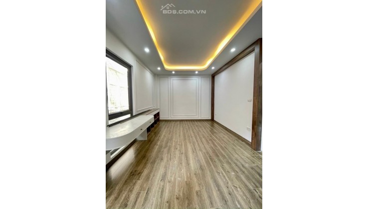 Hot! Chủ cần bán nhà ở Bùi Xương Trạch Thanh Xuân - 35m2 - LÔ GÓC - 4,3 Tỷ