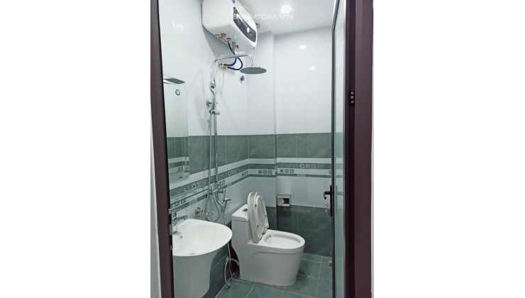 Bán nhà xây mới ngõ 99 Nguyễn Văn Hới - Cát Bi 54m x 3 tầng GIÁ 2.8 tỉ ngõ nông