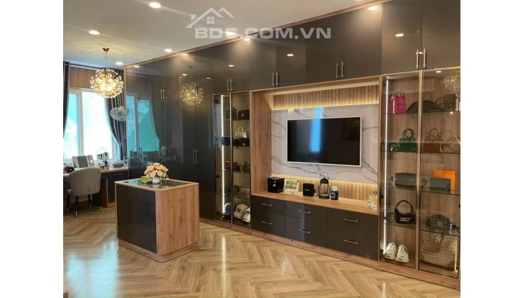 Biệt thự Quận 10, DTSD 500m2, DT 6*20, 37.5 Tỉ