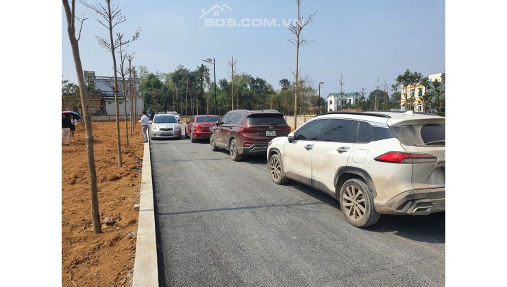 Bán đất mặt đường lớn tại Tân Xã Hòa Lạc giá chỉ 1,7 tỷ bao full phí. Cách ĐH FPT 3km