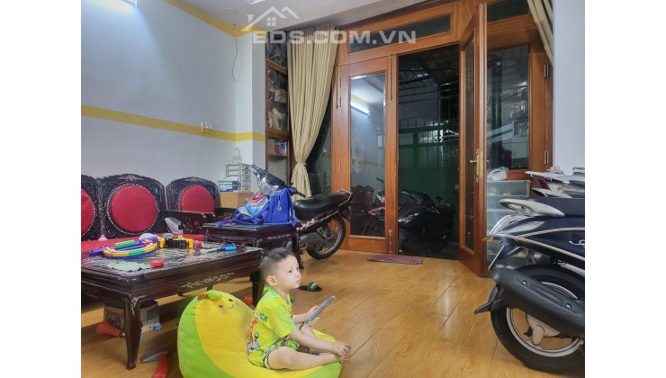 Bán Nhà Bàu Cát, Tân Bình, 96m2, 3 Tầng, Kinh Doanh Đỉnh,8,5 Tỷ