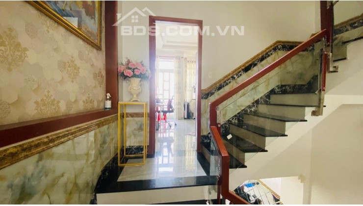 Bán Nhà Trần Thánh Tông, Tân Bình, hoạt động Đỉnh, 64m2, 7,9 tỷ