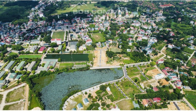 Chính chủ cần bán lô đất 275m2 mặt tiền 10m trục chính thôn Linh Sơn, sát đại học FPT, CNC Hoà Lạc