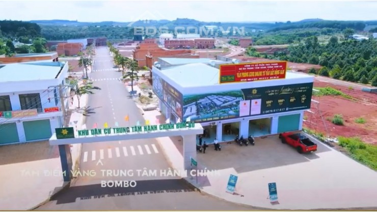 Thái Thành Bombo ngay trung tâm hành chính UBND.