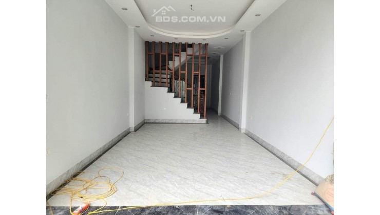 BÁN NHÀ MỚI VÂN TRÌ NHỈNH 2 TỶ  ÔTÔ VÀO 45M THPT VÂN NỘI 800M 2,XX TY