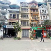 Bán gấp nhà Văn Quán 35m², 3 tầng, MT 3,5m, nhỉnh 5 tỷ ô tô cách nhà 15 mét.